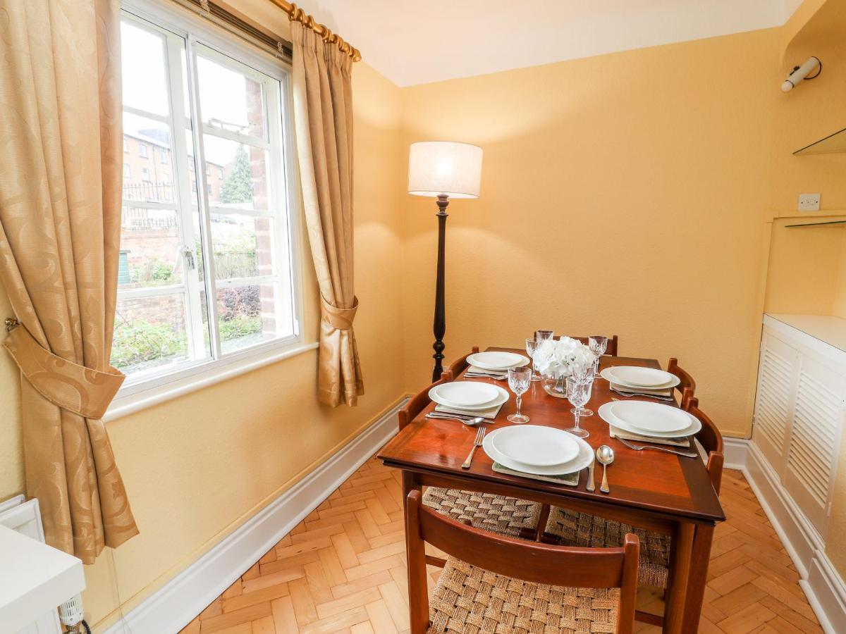 Apartamento Dee Heights Penthouse Chester Exterior foto