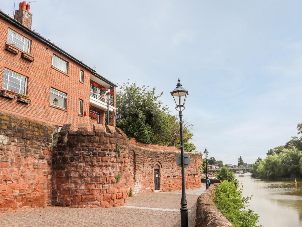 Apartamento Dee Heights Penthouse Chester Exterior foto