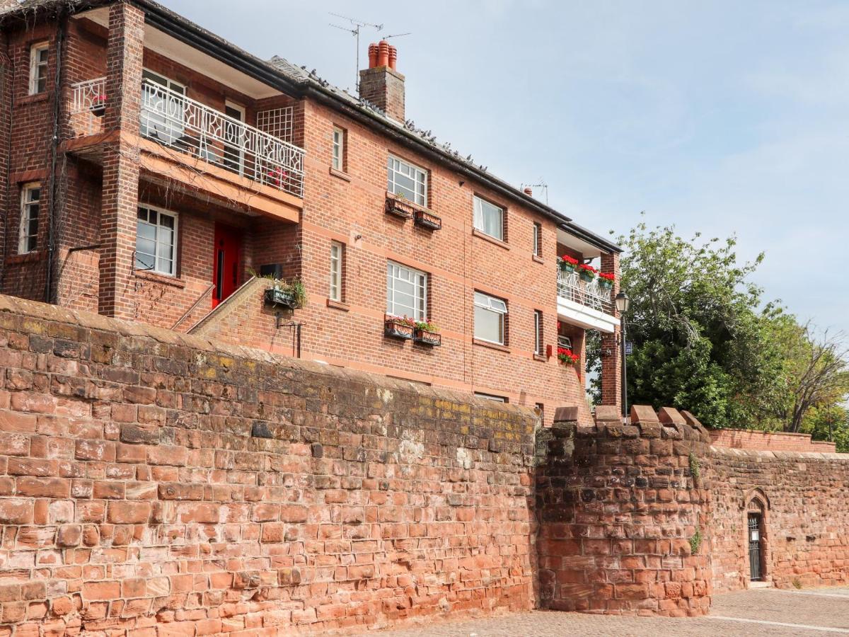 Apartamento Dee Heights Penthouse Chester Exterior foto